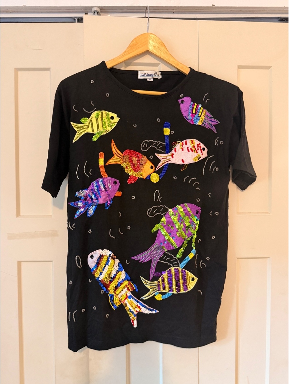 Vintage 1980s Sail Away black multicolor sequin fish blouse top size medium m